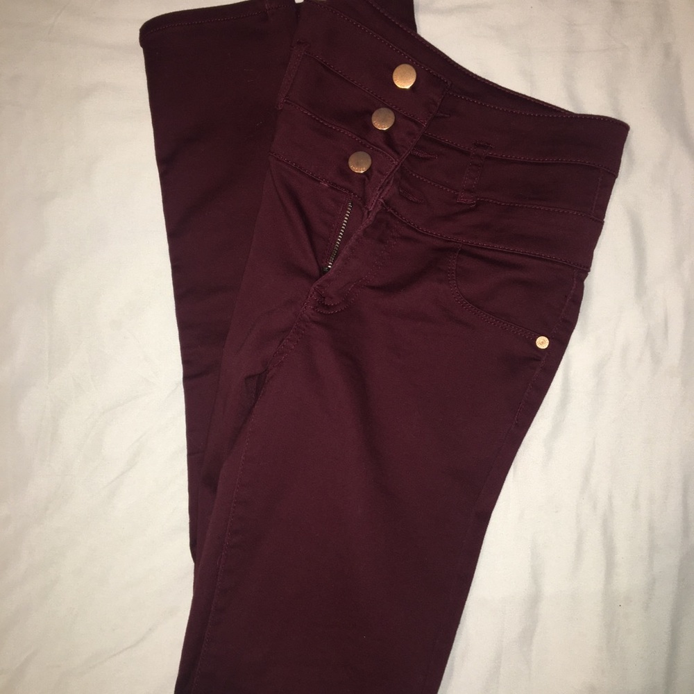 Maroon High-Waisted Jeans